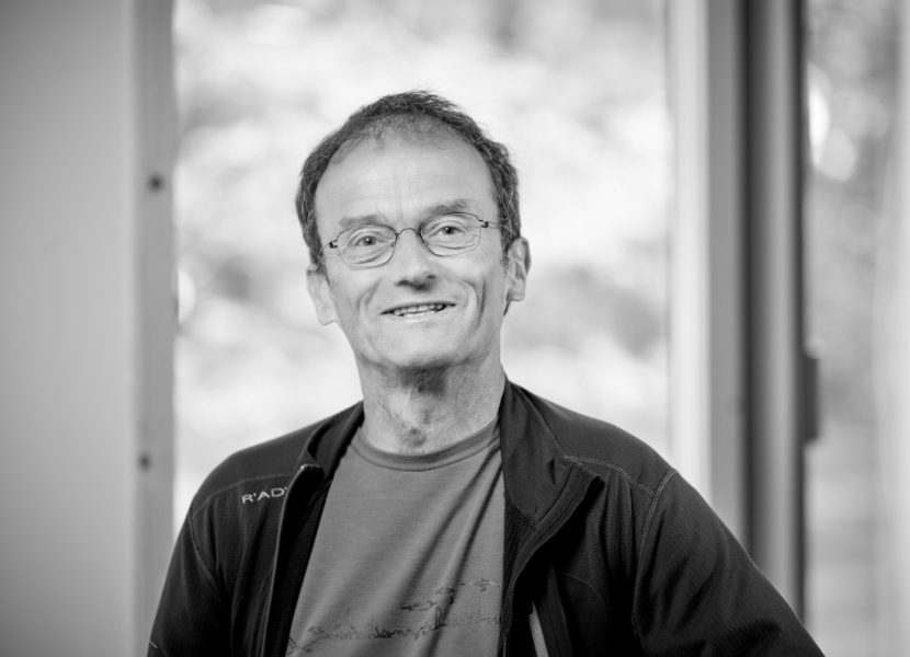 Nachruf Roland Schütz