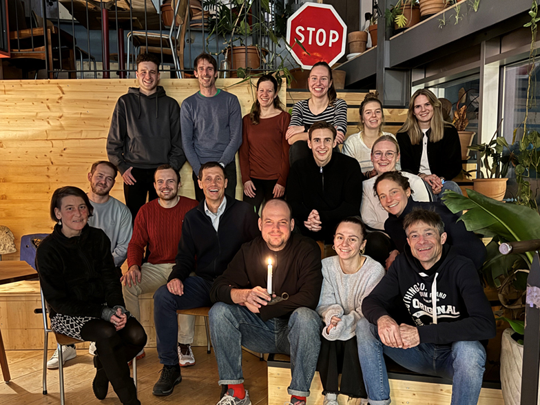 Teamfoto Abteilung Sportsoziologie und -management.